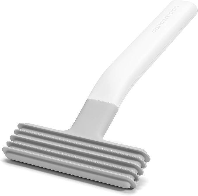 Layer Brush Pet Hair Removal Tool for Raking up Embedded Hair and Debris, Reusable Fabric-Friendly Cat and Dog Hair Remover for Couch, Car, Rug, Cat Tree and Others