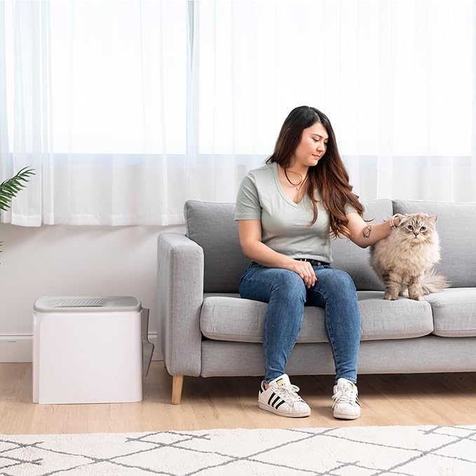 IRIS USA Top-Entry Litter Box with Scoop, Enclosed Square Style Litterbox with Odor Control, Easy to Clean for Cats, Covered Dog Proof Litter Box Design, White/Gray