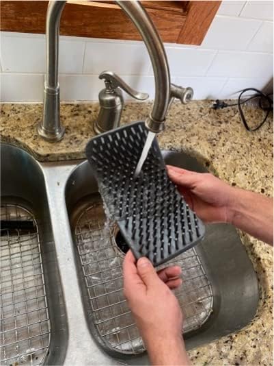 Paw Scrubber for Dogs - Muddy Paw Cleaner - Dog Foot Washer, One Size Fits All, Gentle Silicone- Dog Foot Cleaner Paw Washer Suitable for All Breeds & Sizes