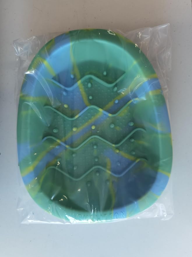 Interactive Dog&Cat Lick Mat Bowls, BPA-Free Silicone Dog Slow Feeder Bowl with Suction Cups, Non Slip Food Bowl for Dogs and Cats, Reduces Boredom and Anxiety, Dishwasher Safe, Green