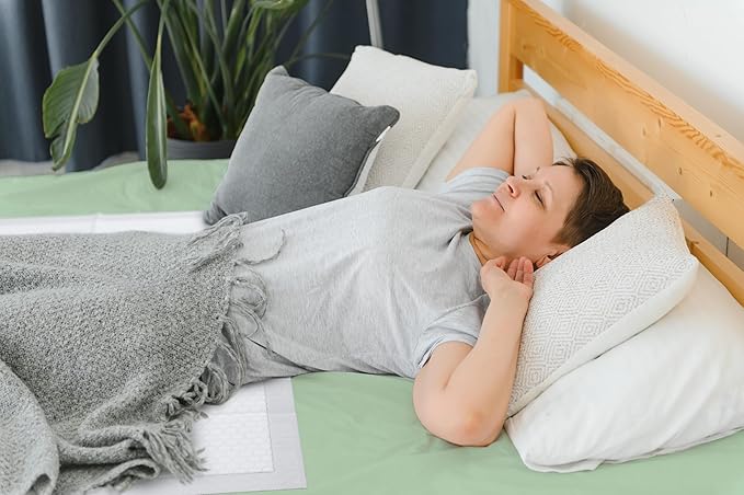 Inspire White Disposable Dog Pee Pads, 60ct Disposable Puppy Training Pads | Puppy Pads for Dogs (30" x 24")