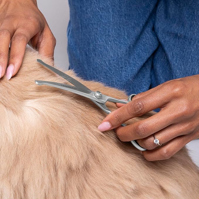 Tweezerman 7" Pet Grooming Scissors with Safety Round Tips, Professional Curved Grooming Shears for Dogs and Cats